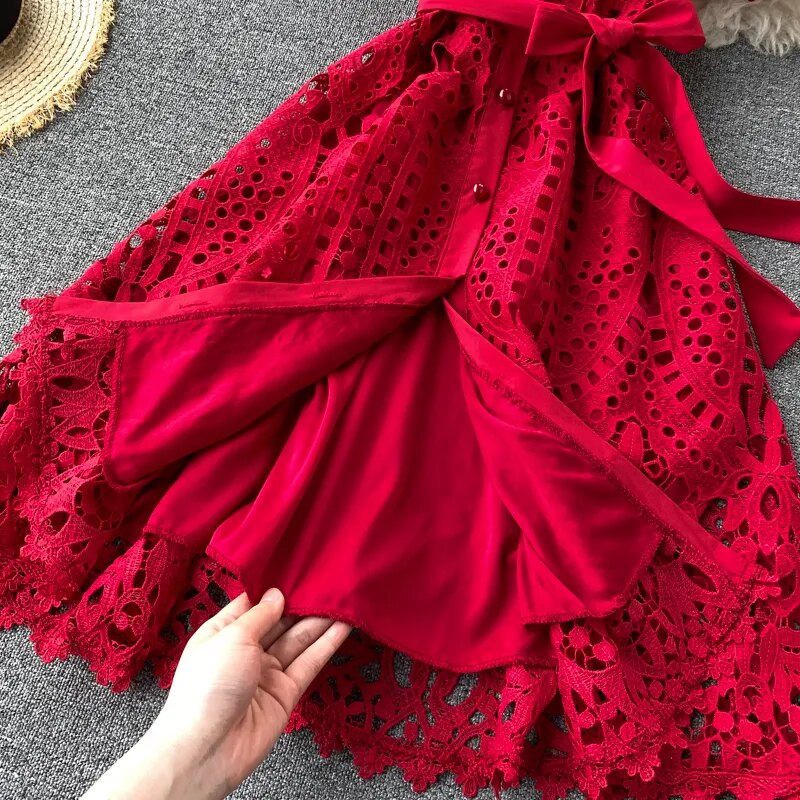 Vestido de Renda Curto  - Garabella